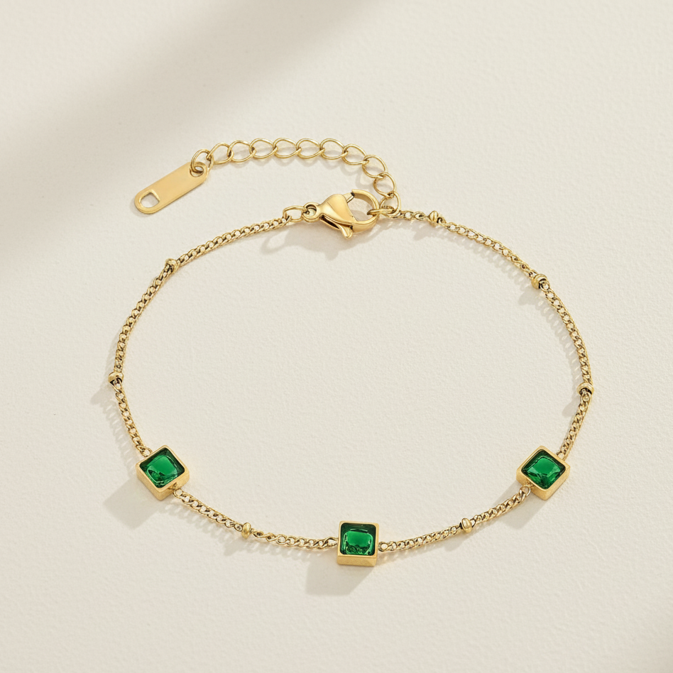 The Emerald Sparkle Chain Bracelet
